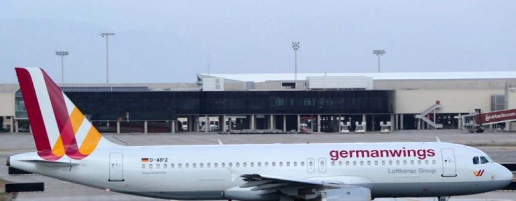 Avi�n de Germanwings interrumple vuelo por p�rdida de aceite