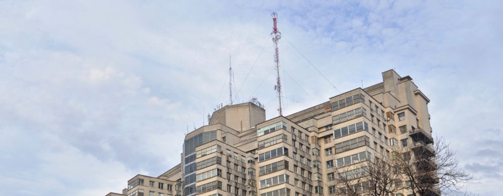 Funcionarios del Hospital de Cl�nicas inician huelga el lunes contra "proyecto neoliberal"