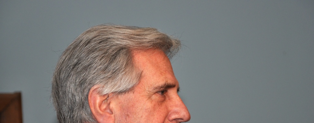 V�zquez pidi� di�logo para solucionar los problemas internos en Venezuela y rechaz� la posici�n de EE.UU