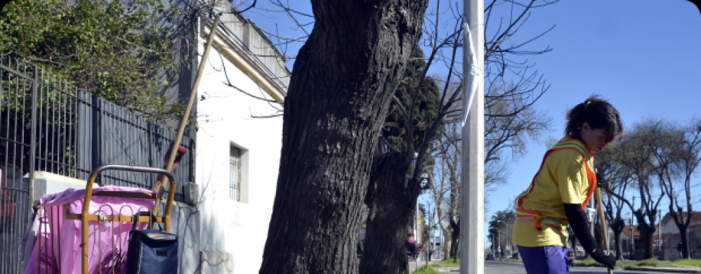 Lanzan plan de Barrido Oto�al que dar� empleo a 150 mujeres jefas de hogar