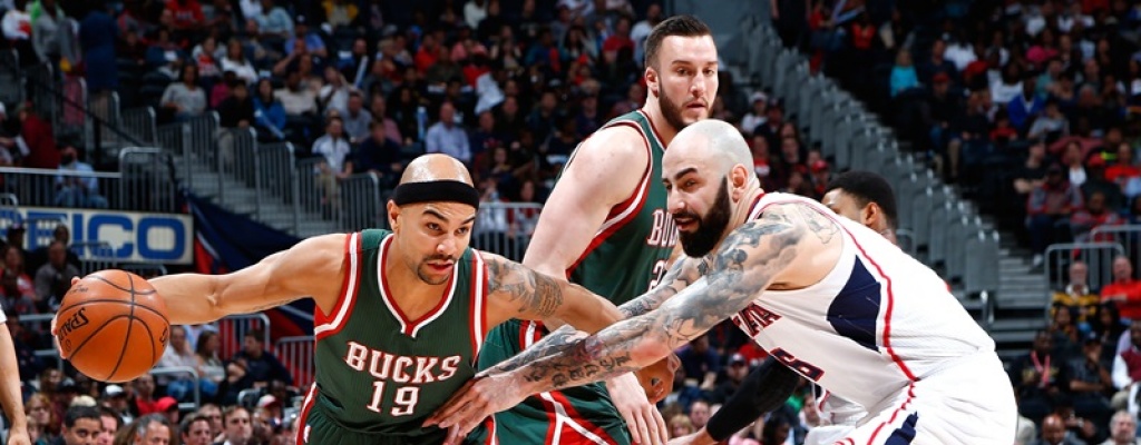 Milwaukee asegur� pase a playoffs y Oklahoma cerca de quedar afuera 