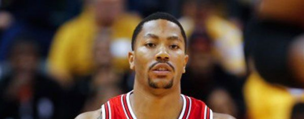 Rose se enciende y Bulls derrotan a Bucks en playoffs del Este