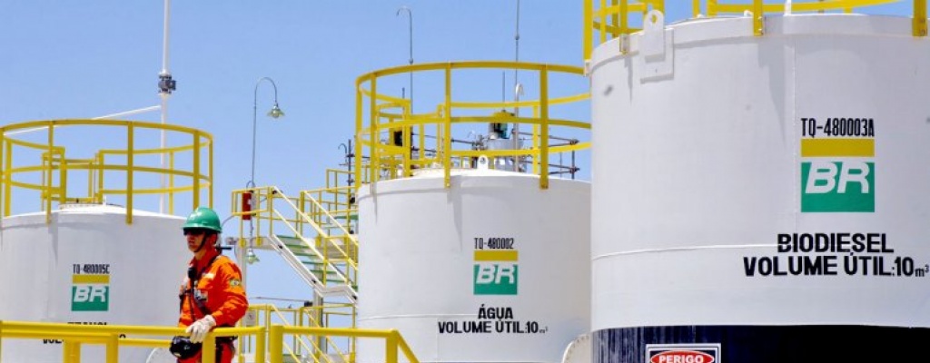 Condenan a reclusi�n a ex director de Petrobras por corrupci�n en Brasil