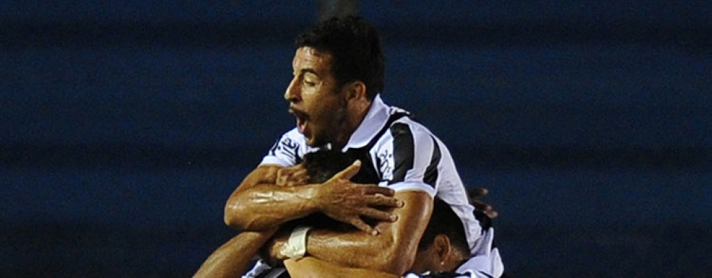 Wanderers se enfrentar� a Racing en octavos de la Copa Libertadores