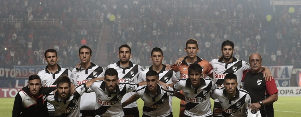 Danubio le gan� 1-0 a San Lorenzo y logr� sus primeros puntos
