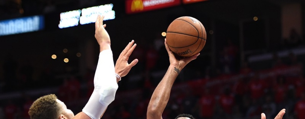 Con Tim Duncan como figura los Spurs igualaron serie ante Clippers