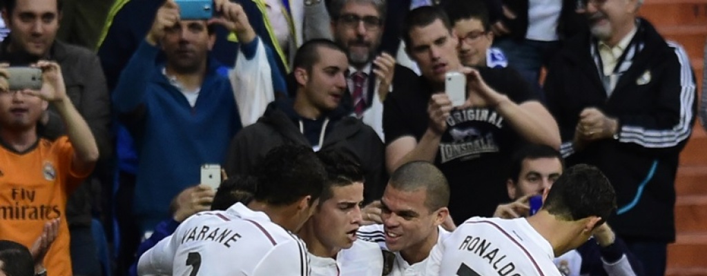 Victoria de Real Madrid 3-0 ante Almer�a con James como figura