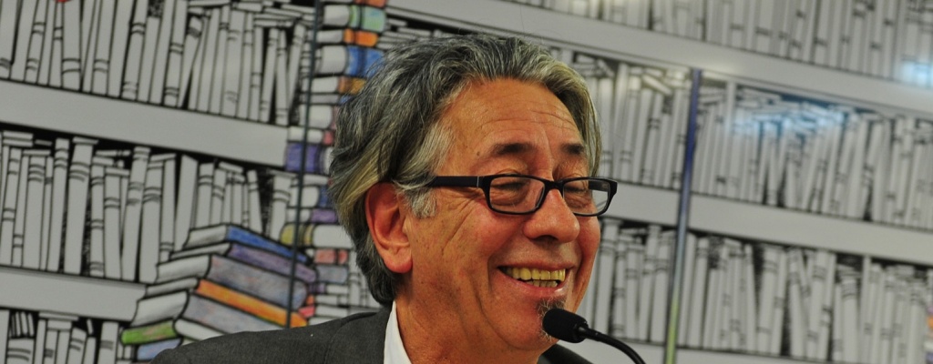 Mu�oz confirm� remoci�n de Liscano como director de la Biblioteca Nacional  