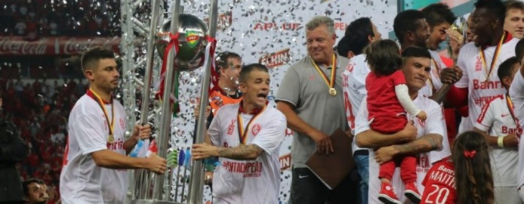 Internacional, Santos, Vasco da Gama y Mineiro campeones en estaduales