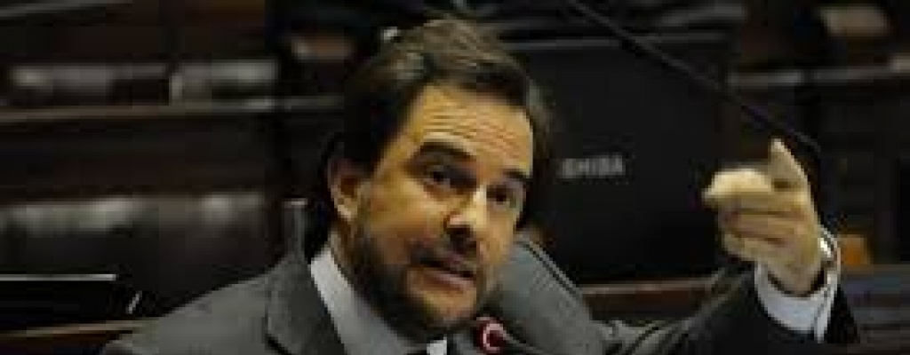 Piden renuncia del Presidente de OSE