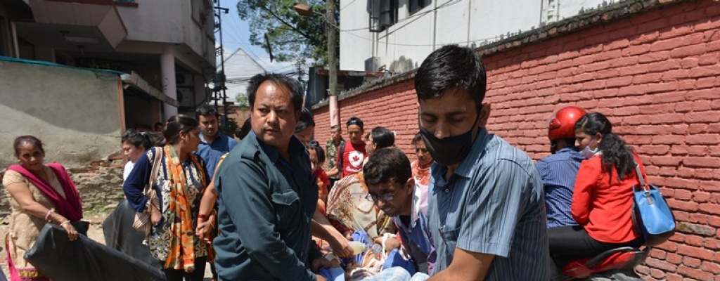 Nuevo terremoto en Nepal: Al menos 16 muertos y centenares de heridos