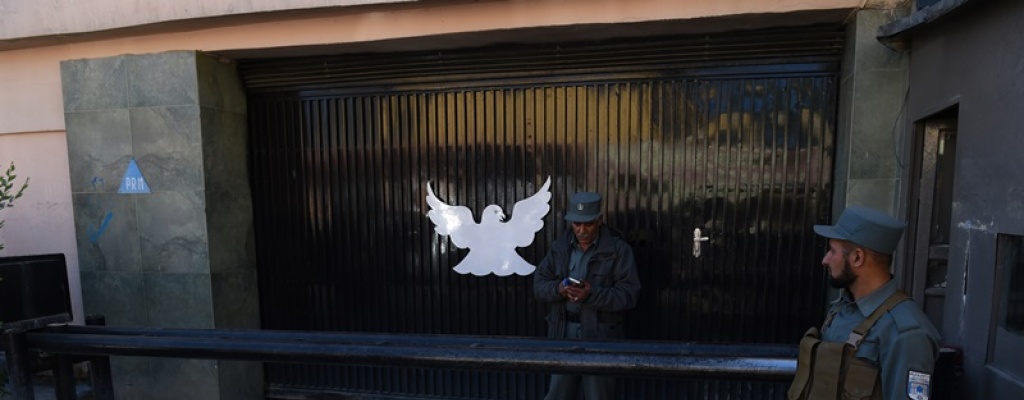 Ataque terrorista en hotel de Kabul deja 14 muertos