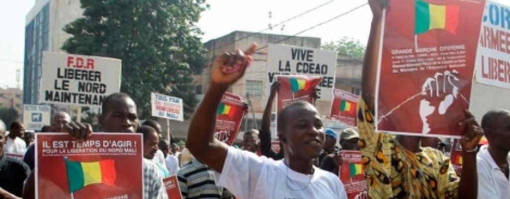 ONU pide a los rebeldes tuaregs que firmen acuerdo de paz en Mal�