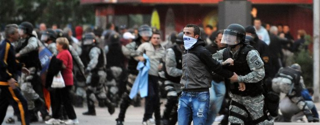 M�s de 10.000 manifestantes piden la renuncia del primer ministro de Macedonia