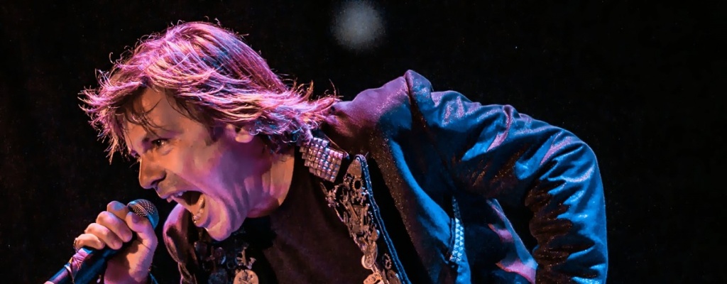 El cantante de Iron Maiden curado de un c�ncer de lengua