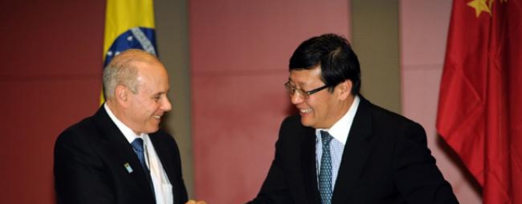 Primer ministro chino llega a Brasil con paquete multimillonario de inversiones