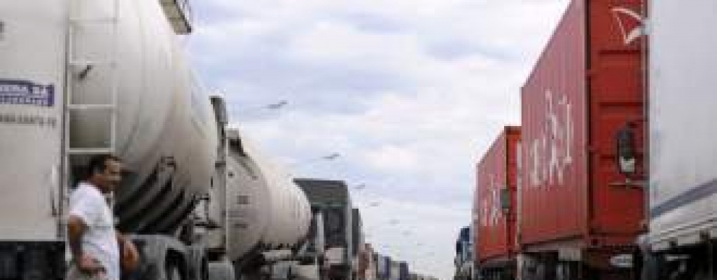 Argentina: Camioneros amenazan con un paro nacional 