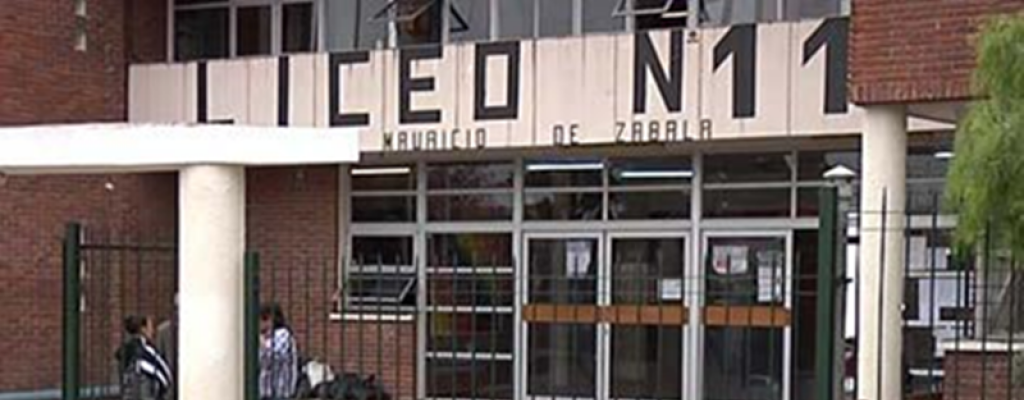 Paro docente en Liceo 11 del Cerro por inseguridad y reclamo de personal administrativo