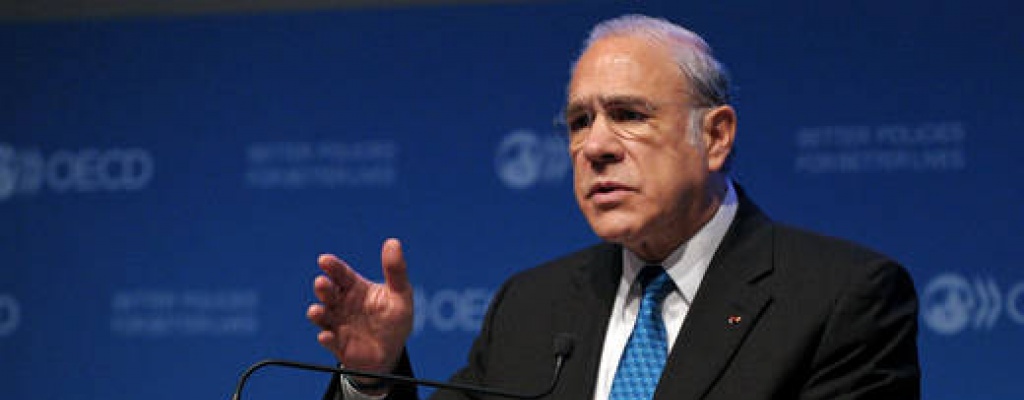 Mexicano �ngel Gurr�a seguir� al frente de la OCDE hasta 2021