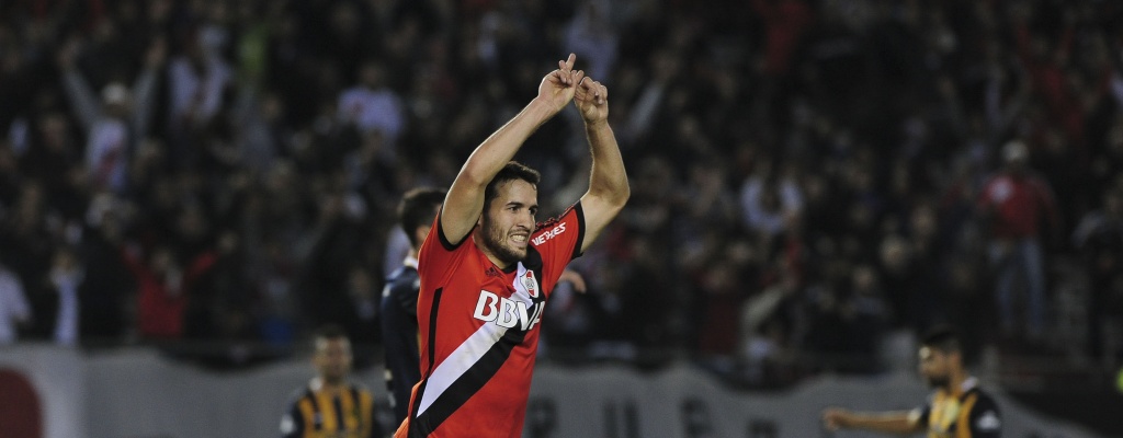 River gan� 2-0 a Central y se acerc� a la punta; Boca cay� ante V�lez