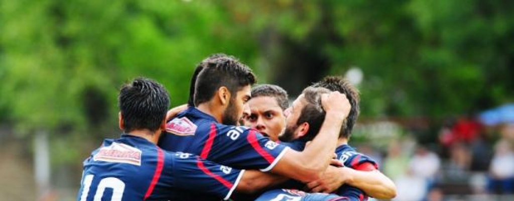 Atenas y El Tanque se juegan la permanencia en la primera divisi�n