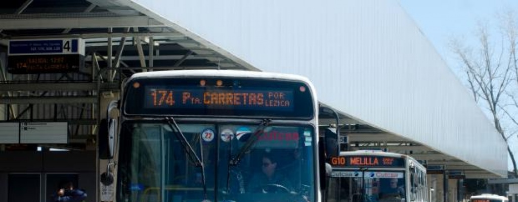 Presentaron m�s de 1200 firmas ante la Junta Departamental para solicitar una nueva l�nea de �mnibus 