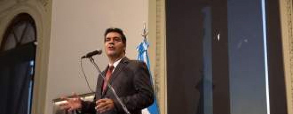 Cristina sigue enfrentada a los Fondos Buitre