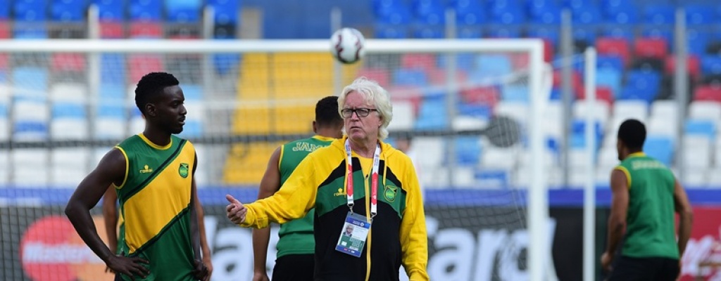 DT de Jamaica espera apoyo de hinchas locales por equipo "simp�tico"