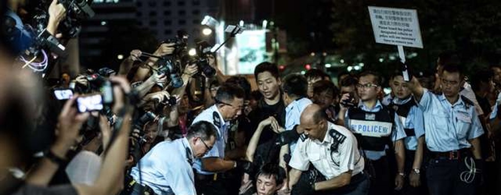 D�bil movilizaci�n de prodem�cratas en Hong Kong contra la reforma electoral