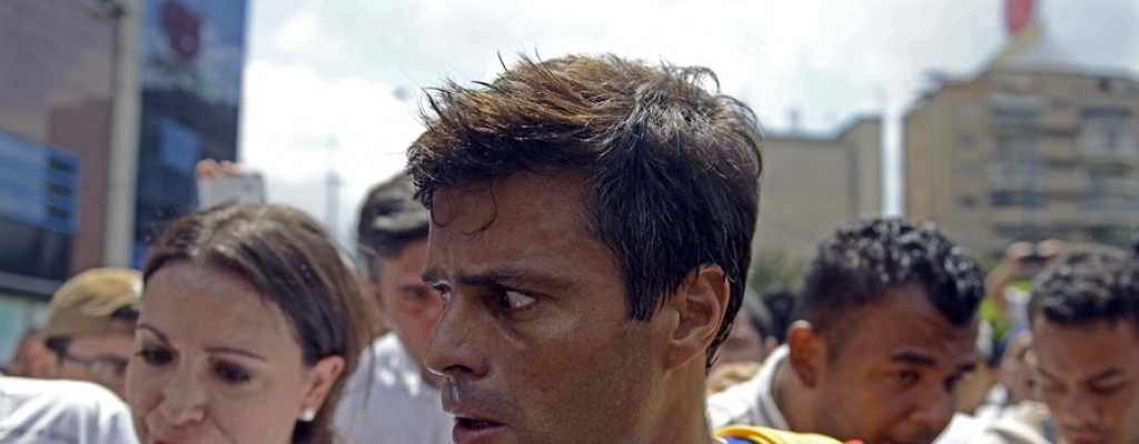 Ex mandatarios piden a Leopoldo L�pez suspender huelga de hambre