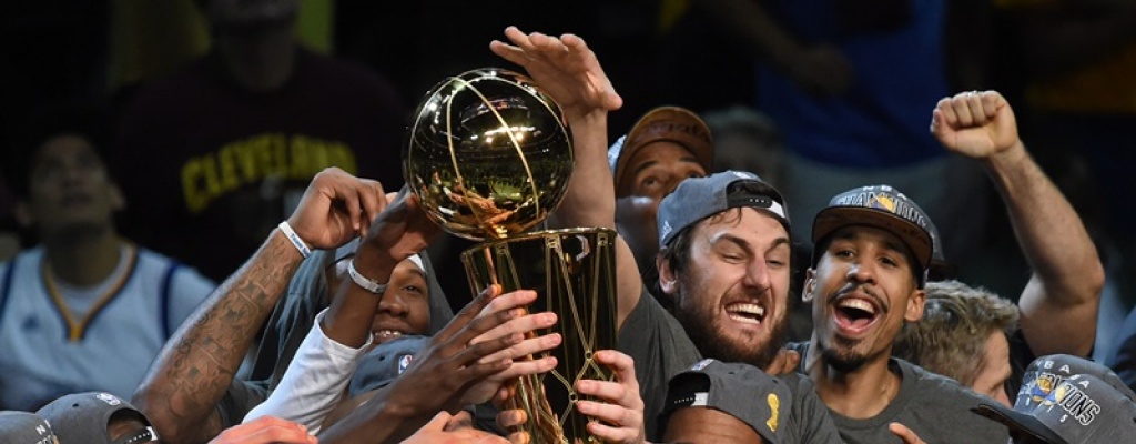 NBA: Golden State venci� 4-2 en serie final a Cleveland y es campe�n 