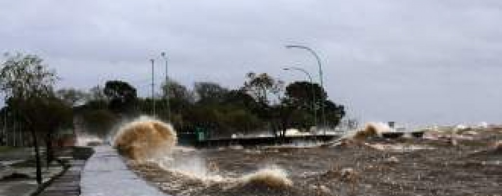 Fuerte bajante del R�o de la Plata complica suministro de agua en Buenos Aires