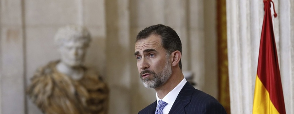 Felipe VI condecor� a ciudadanos en primer aniversario como rey