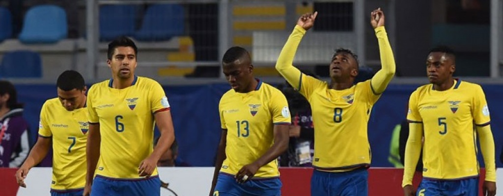 Ecuador derrot� 2-1 a M�xico y debe esperar por la clasificaci�n