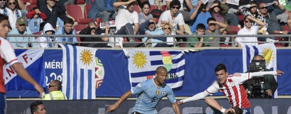 La celeste igual� 1-1 con Paraguay y avanza a cuartos en la Copa Am�rica