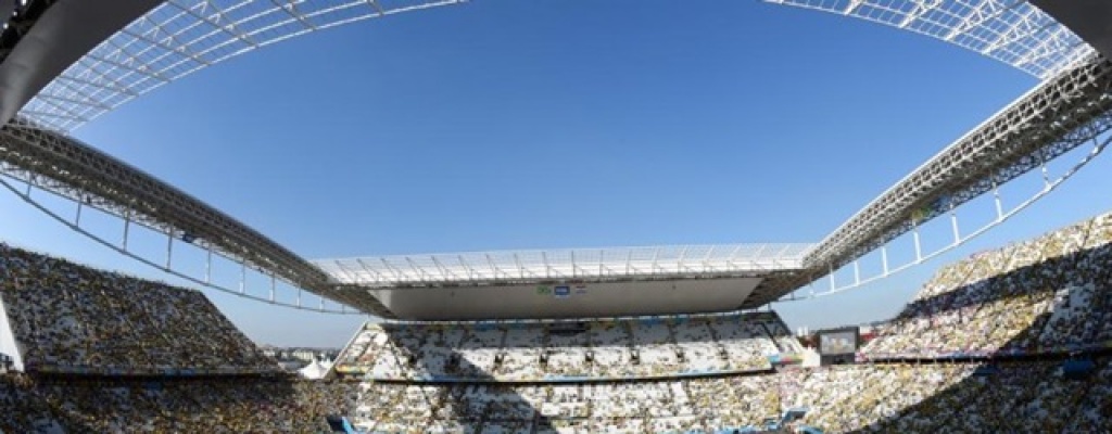 Semifinal con pantalla gigante frente a la IMM