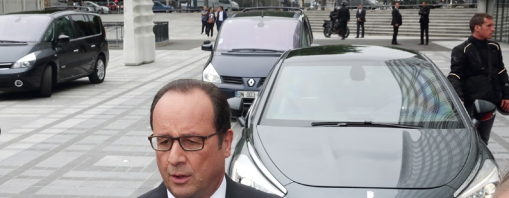 Hollande pide un acuerdo "global y duradero" con Grecia