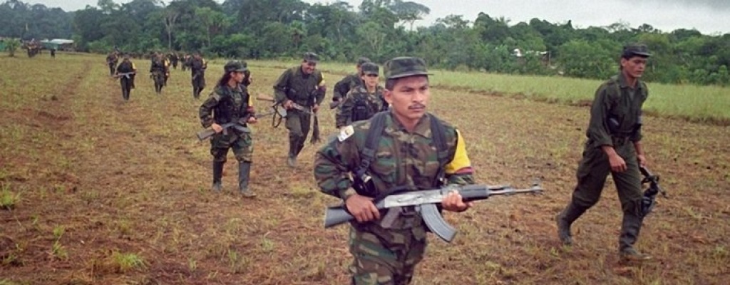 Derrame de crudo en Colombia tras presunto atentado de FARC