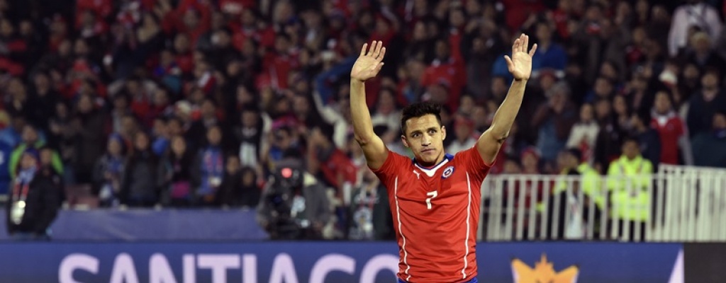 Alexis S�nchez se quej� por el juego brusco de Uruguay