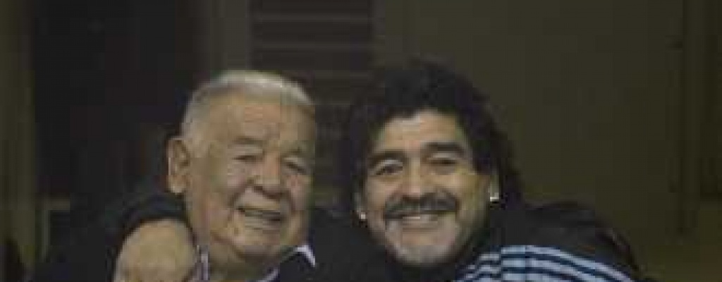 Falleci� Don Diego, el pap� de Maradona 