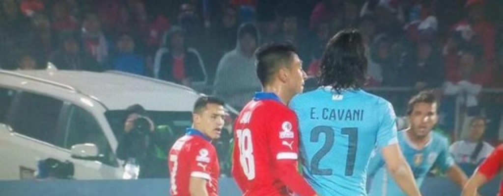 Bilardo justific� la provocaci�n del chileno Jara a Cavani