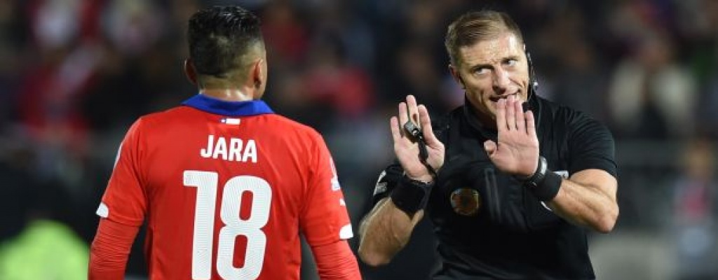 Jara sancionado por tres partidos y queda fuera de la Copa Am�rica