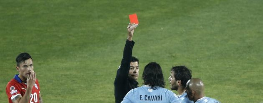 Copa Am�rica: Brasile�o Ricci dirigir� semifinal tras expulsi�n de Cavani