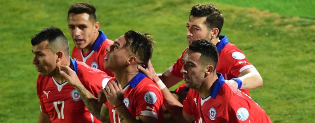 Chile derrot� 2-1 a Per� y se meti� en la final de la Copa Am�rica