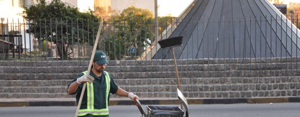 Futbolistas y t�cnicos de selecciones juveniles ayudar�n en recolecci�n de basura