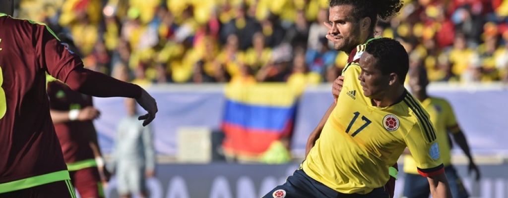 Milan reforz� su ataque con colombiano Bacca y Luiz Adriano