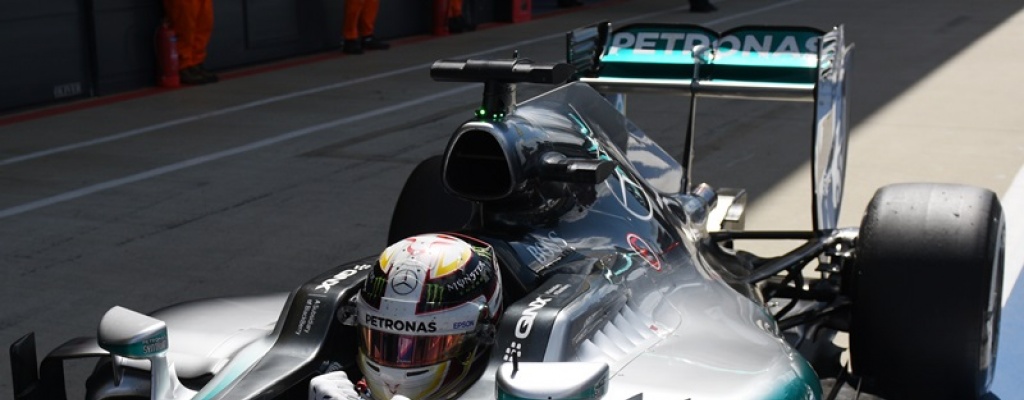 Hamilton logr� pole position en clasificaci�n en Gran Breta�a