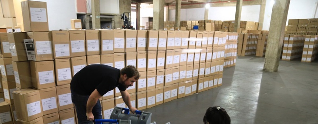 Argentina: Este domingo vota el 20 % del padr�n nacional