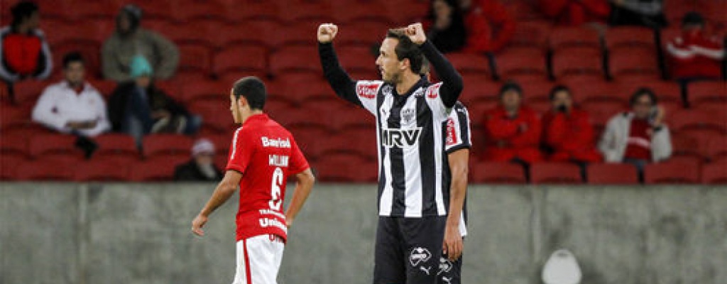 Atl�tico Mineiro venci� a Internacional y sube a la punta del Brasileirao
