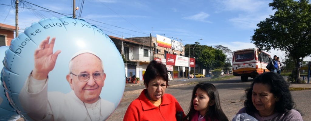 Paraguay proh�be pancartas alusivas al aborto y a la homosexualidad durante visital papal